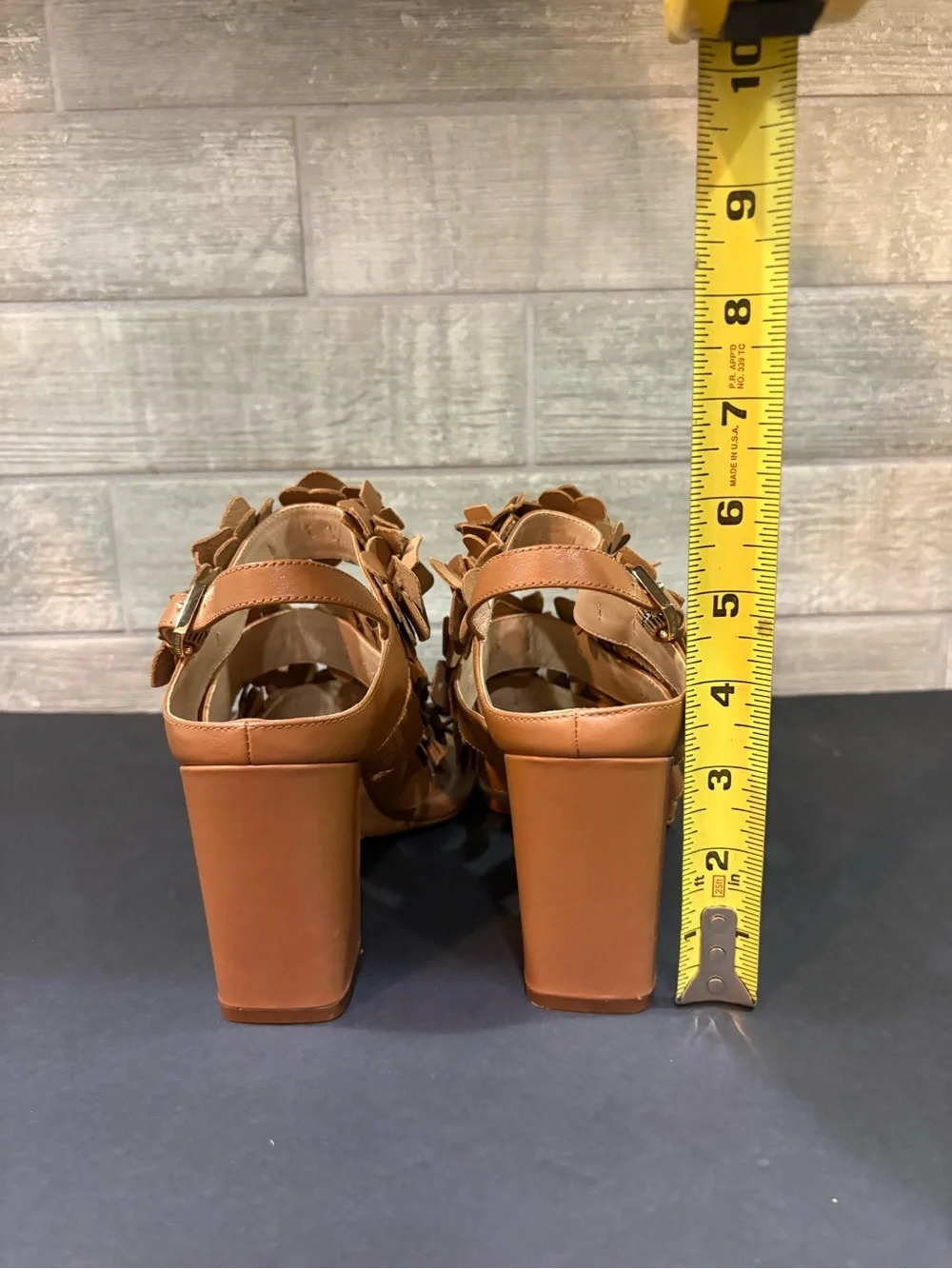Tory Burch tory burch